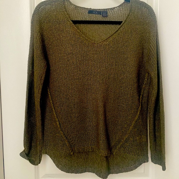 Olive green RDI sweater- brown elbow patches-XS ( fits like a small)  V neck - Picture 3 of 4